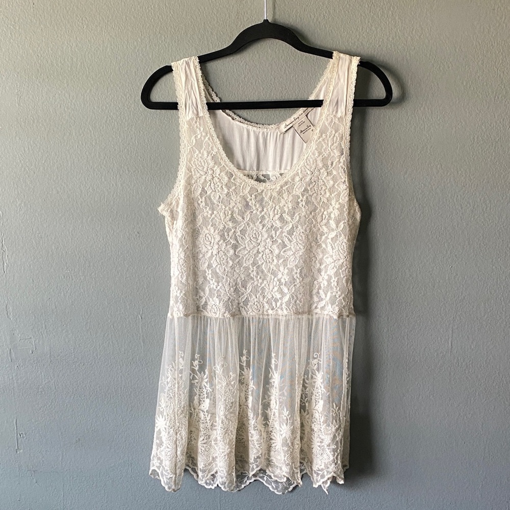 Sleeveless Lace Tunic Top in Ivory Size Small Y2K Lacy Sheer Floral
